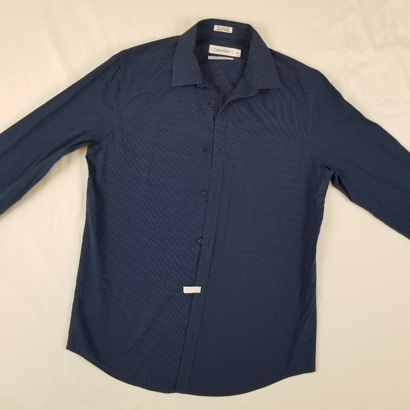 Calvin Klein Men Dress Shirt Button Cool Tech Non-Iron Blue Stripe Size S/P NWOT - Picture 1 of 10